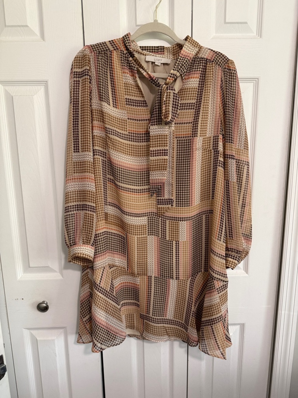 LOFT Beige, Pink & Black Geometric Tie-Neck Long Sleeve Dress